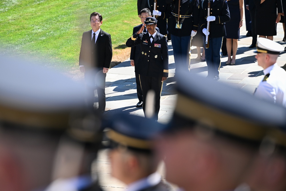 South Korean President Lee Jae Myung Participates in an Armed Forces Full Honors Wreath-Laying Ceremony at the Tomb of the Unknown Soldier