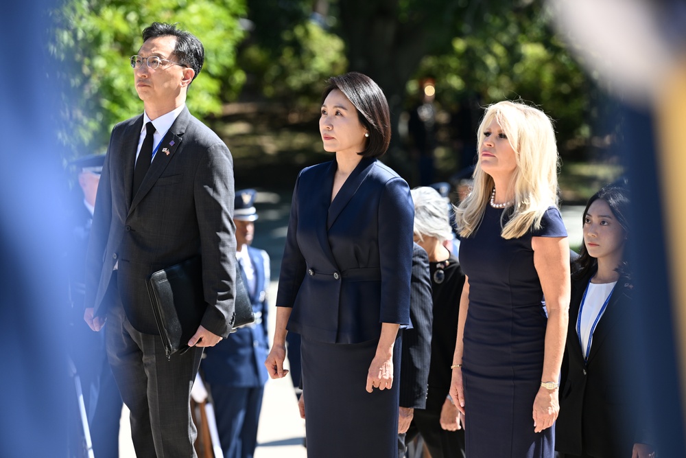 South Korean President Lee Jae Myung Participates in an Armed Forces Full Honors Wreath-Laying Ceremony at the Tomb of the Unknown Soldier