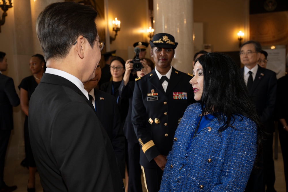 South Korean President Lee Jae Myung Participates in an Armed Forces Full Honors Wreath-Laying Ceremony at the Tomb of the Unknown Soldier
