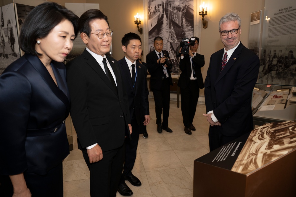 South Korean President Lee Jae Myung Participates in an Armed Forces Full Honors Wreath-Laying Ceremony at the Tomb of the Unknown Soldier