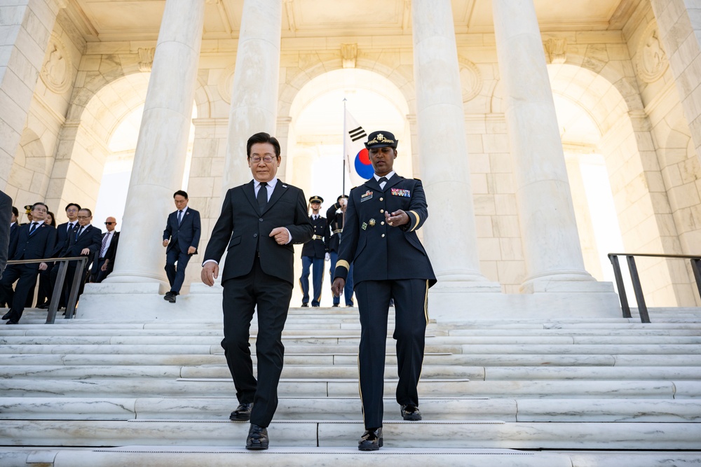 South Korean President Lee Jae Myung Participates in an Armed Forces Full Honors Wreath-Laying Ceremony at the Tomb of the Unknown Soldier