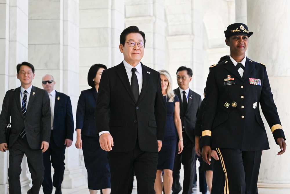 South Korean President Lee Jae Myung Participates in an Armed Forces Full Honors Wreath-Laying Ceremony at the Tomb of the Unknown Soldier