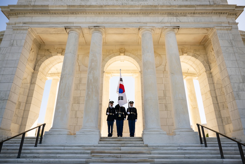 South Korean President Lee Jae Myung Participates in an Armed Forces Full Honors Wreath-Laying Ceremony at the Tomb of the Unknown Soldier