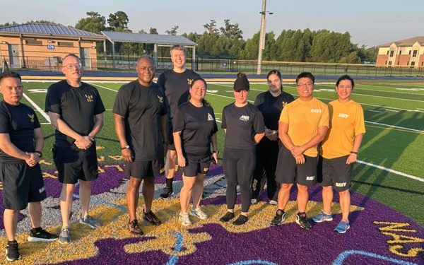 Capt. Wilson joins NAS JRB New Orleans Sailors for command PT