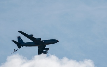 Columbus Air Show kicks off with KC-135, F-35 flyover