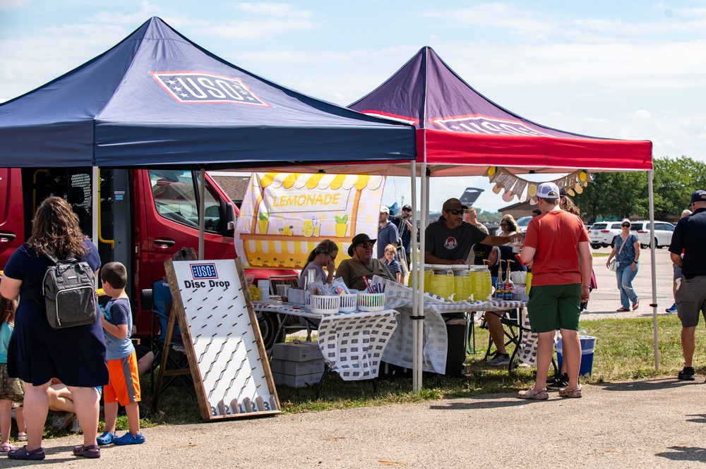 121ARW hosts family day event during Columbus Airshow