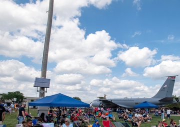 121ARW hosts family day event during Columbus Airshow