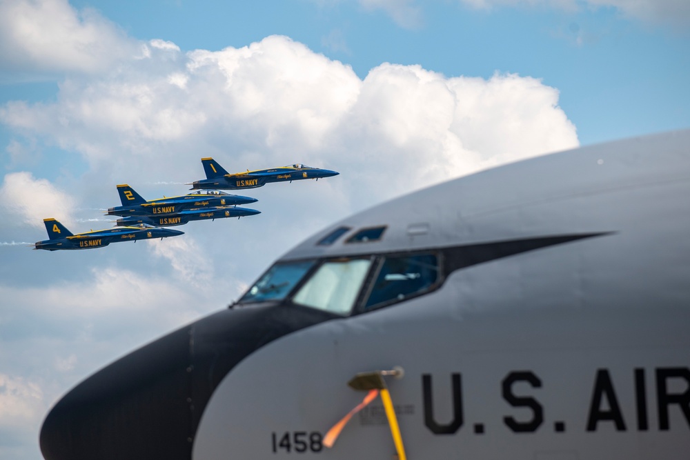 Blue Angels return from aerial performance during the Columbus Air Show