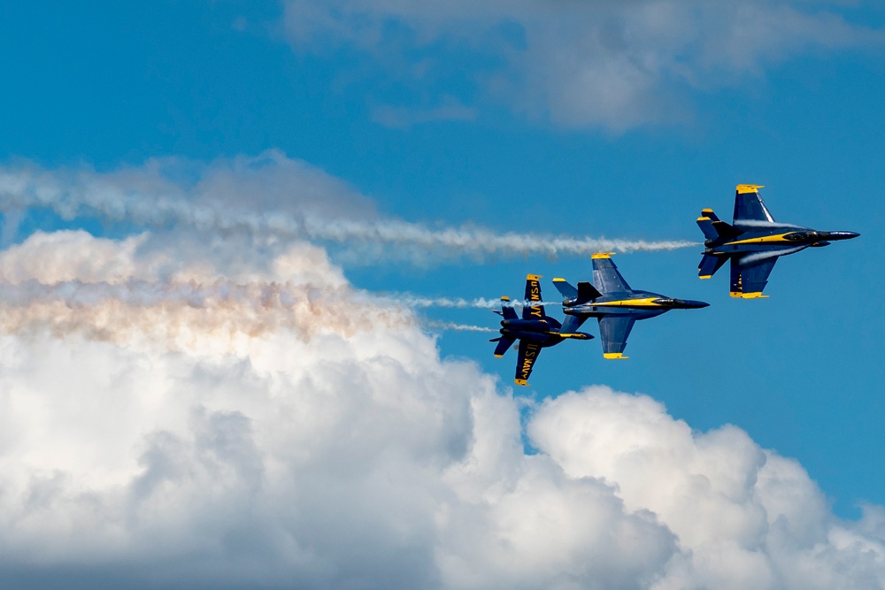 Blue Angels perform aerial demonstration during Columbus Air Show