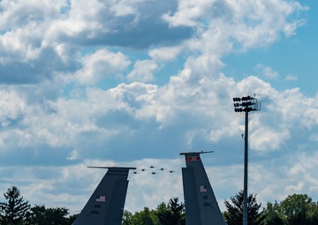 Blue Angels perform aerial demonstration during Columbus Air Show