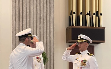 250814-N-Z0368-1001 USS West Virgina(BLUE) Change of Command
