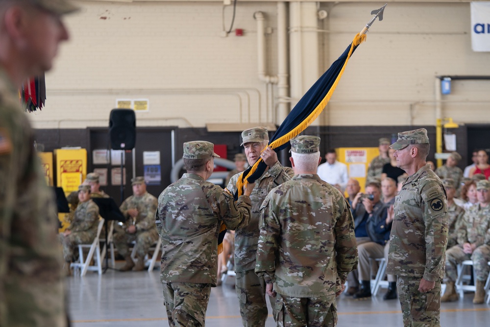 Army Reserve Aviation completes change of command