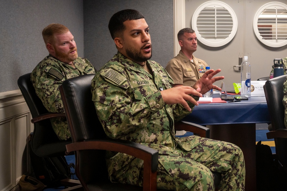 Newly selected CRF recruiters visit CNRC