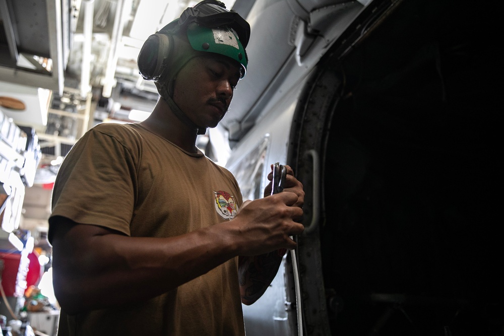 USS Wayne E. Meyer conducts operations in the U.S. Central Command area of responsibility as part of the Nimitz Carrier Strike Group