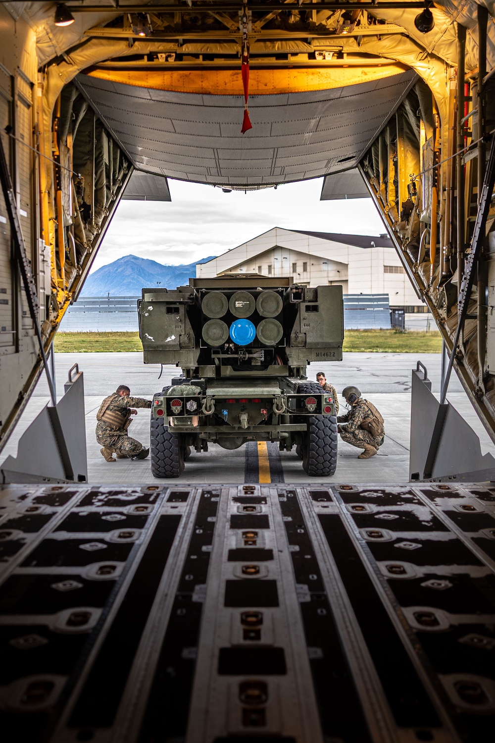AE25 | 2/14 Conducts a HIMARS Dry-Fire in Kotzebue