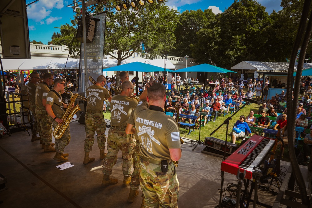 34th ID Red Bull Band Performs at the Minnesota State Fair