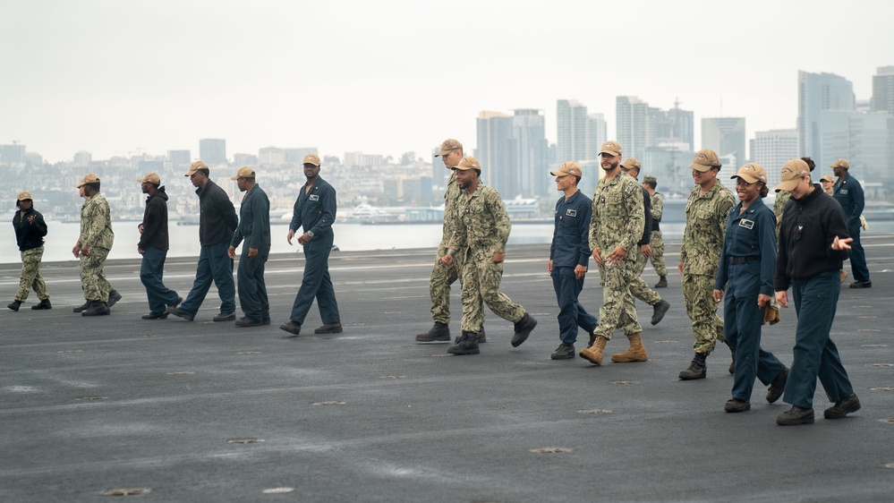 USS Carl Vinson conducts routine operations