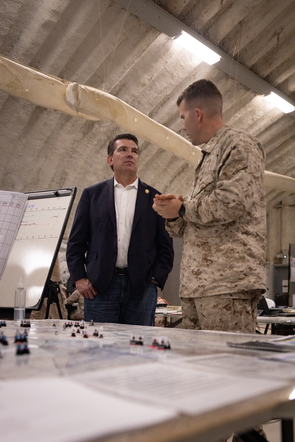 Rep. Jay Obernolte and Maj. Gen. Clingan visit 6th Marines COC