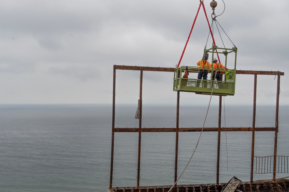 USACE clears debris from final property damaged by 2025 Pacific Palisades Fire.