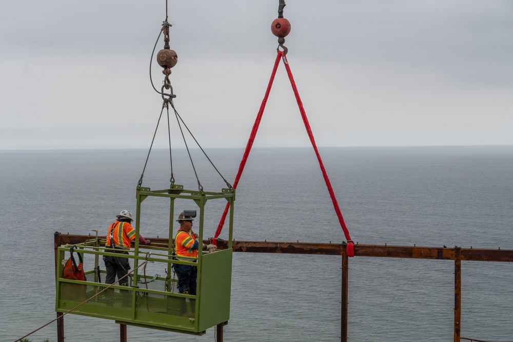 USACE clears debris from final property damaged by 2025 Pacific Palisades Fire.