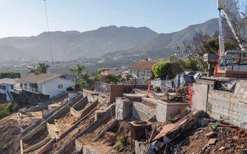 USACE clears debris from final property damaged by 2025 Pacific Palisades Fire.