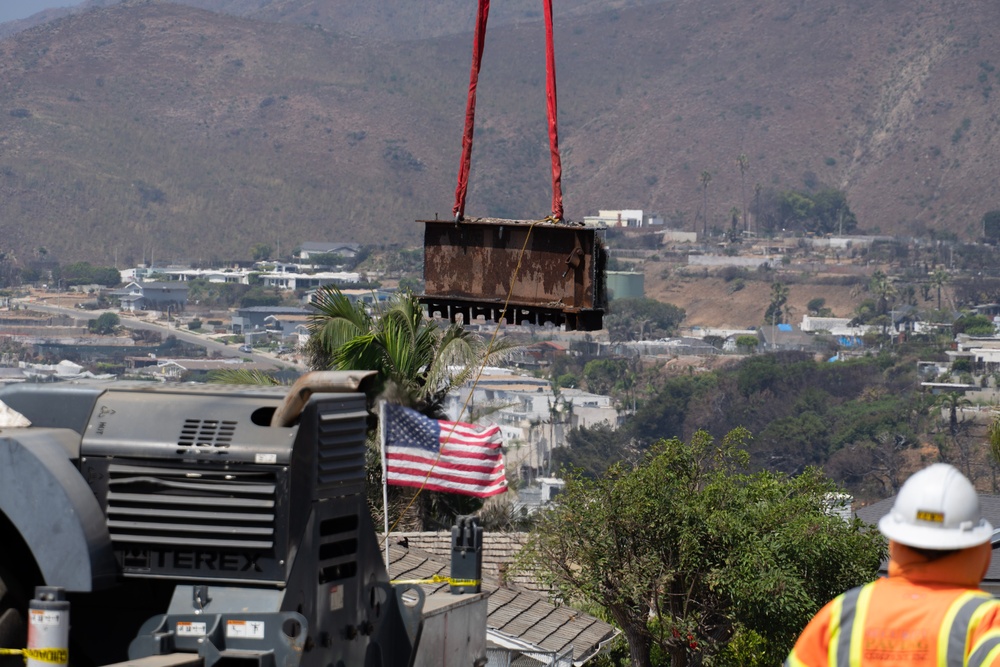 USACE clears debris from final property damaged by 2025 Pacific Palisades Fire.