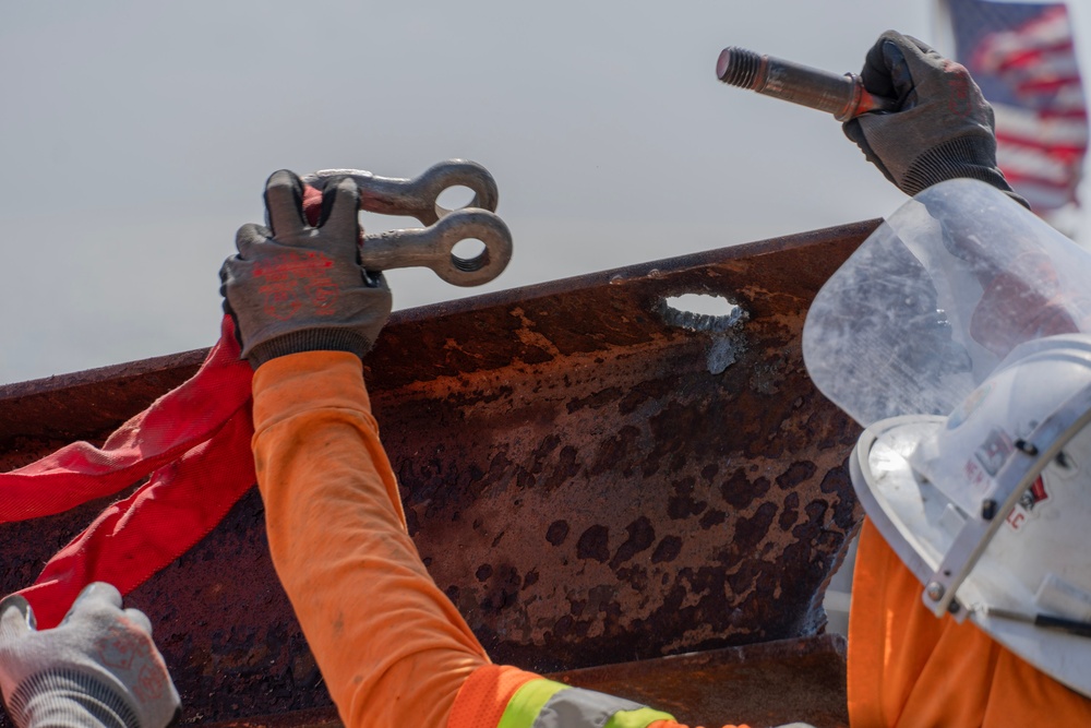 USACE clears debris from final property damaged by 2025 Pacific Palisades Fire.