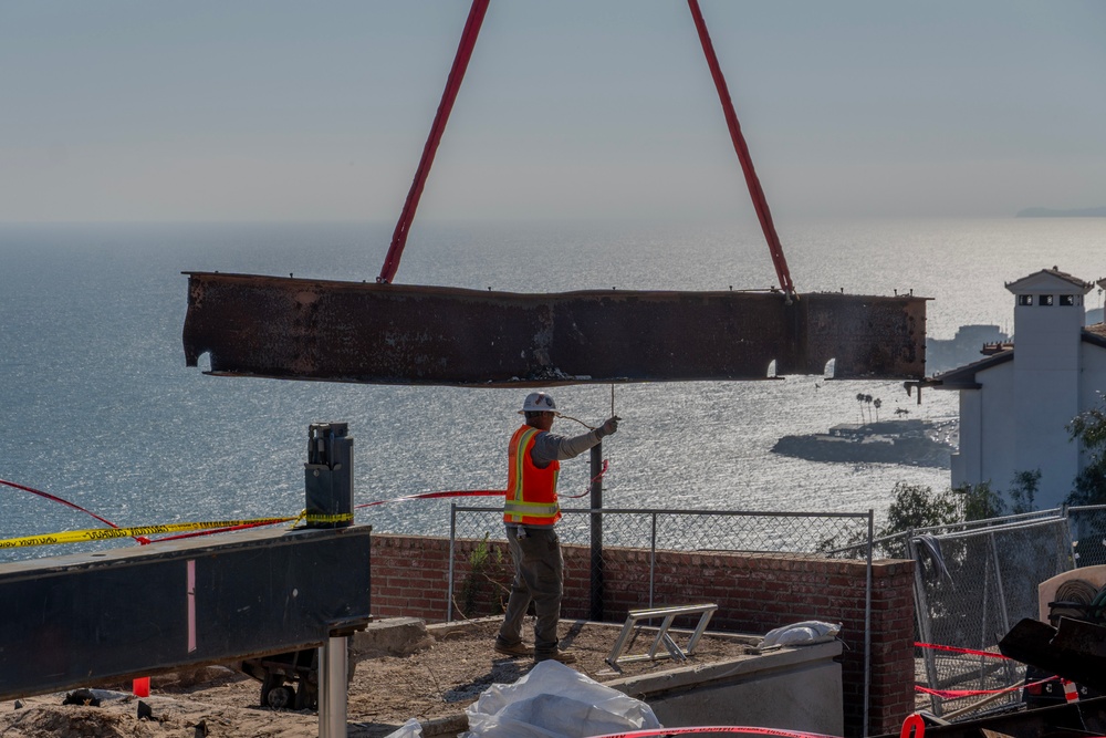 USACE clears debris from final property damaged by 2025 Pacific Palisades Fire.