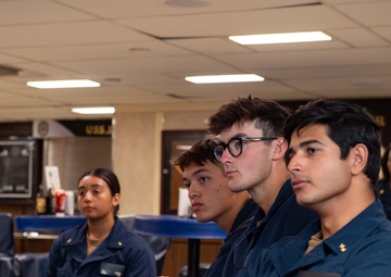 Midshipmen meet Boxer CO