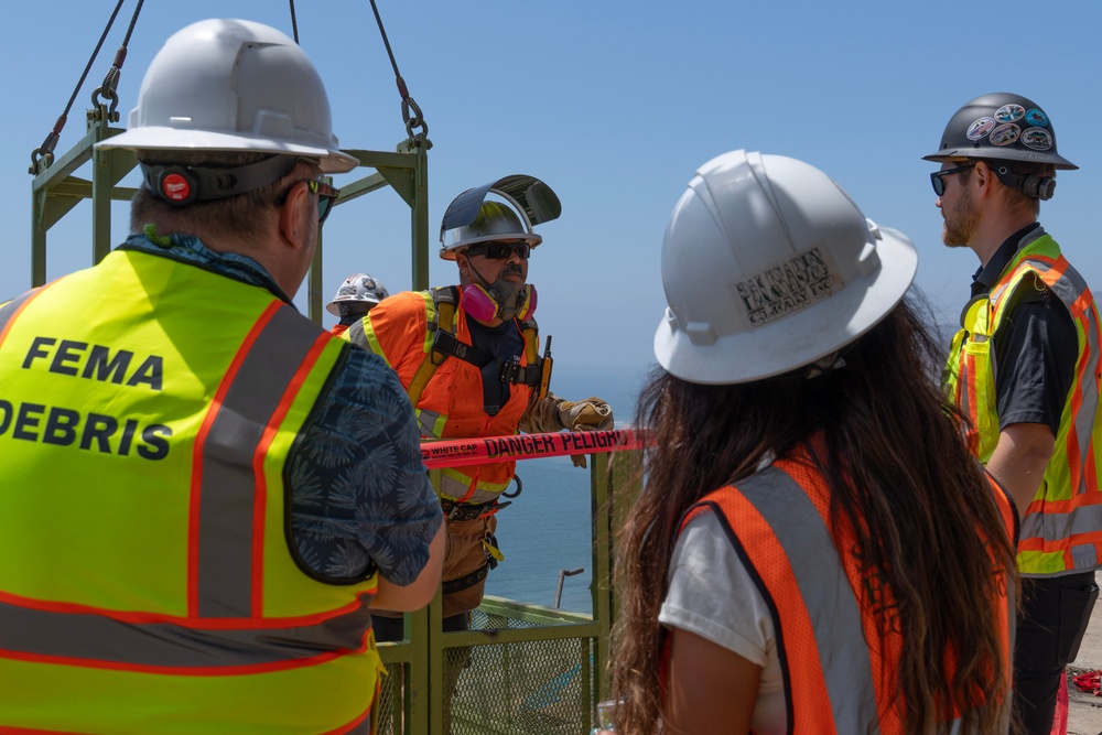 USACE clears debris from final property damaged by 2025 Pacific Palisades Fire.