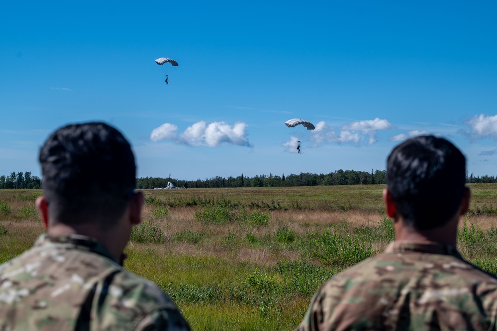 AE25: 492nd SOW SOAT, ARG SOF Share Cold-Weather Capabilities