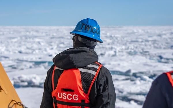 U.S. Coast Guard Cutter Healy commences Arctic Mobile Observing System operations