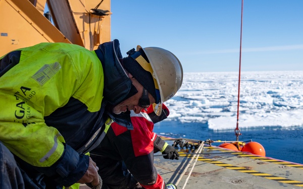 U.S. Coast Guard Cutter Healy commences Arctic Mobile Observing System operations