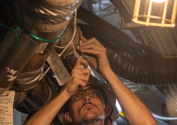 PSNS Workers and Contractors Work to get Reagan Ready