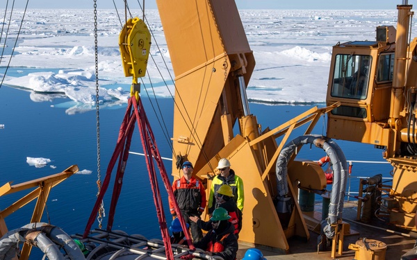 U.S. Coast Guard Cutter Healy continues Arctic Mobile Observing System operations in Arctic Ocean