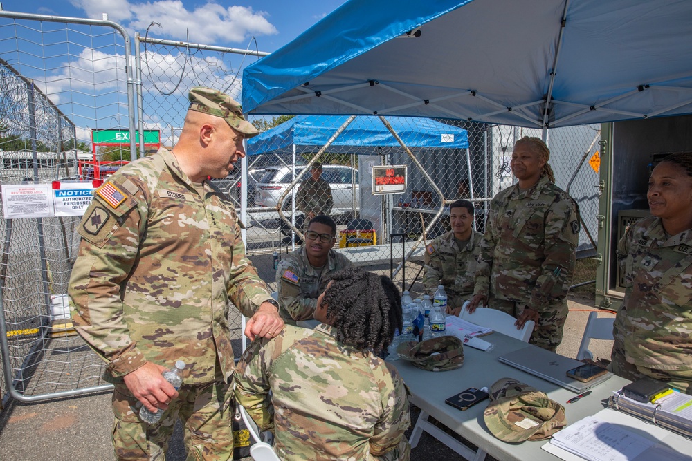 Guard Leaders Engage Service Members of D.C. Safe and Beautiful Task Force