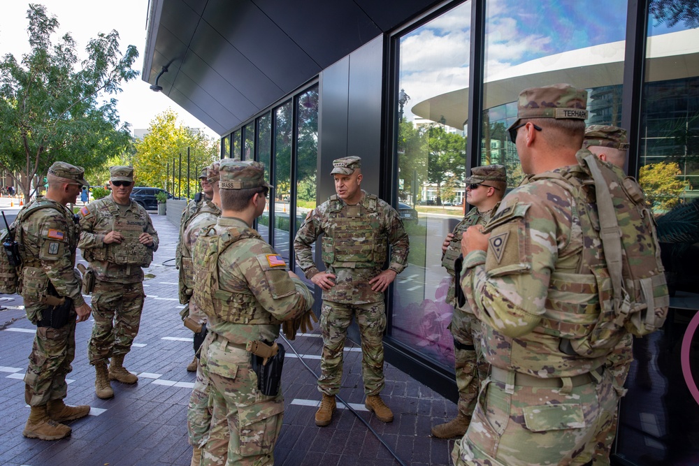 Guard Leaders Engage Service Members of D.C. Safe and Beautiful Task Force