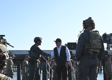 SECNAV Visits Naval Special Warfare Command