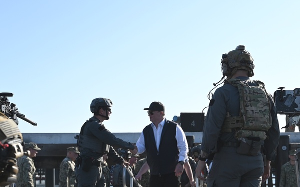 SECNAV Visits Naval Special Warfare Command
