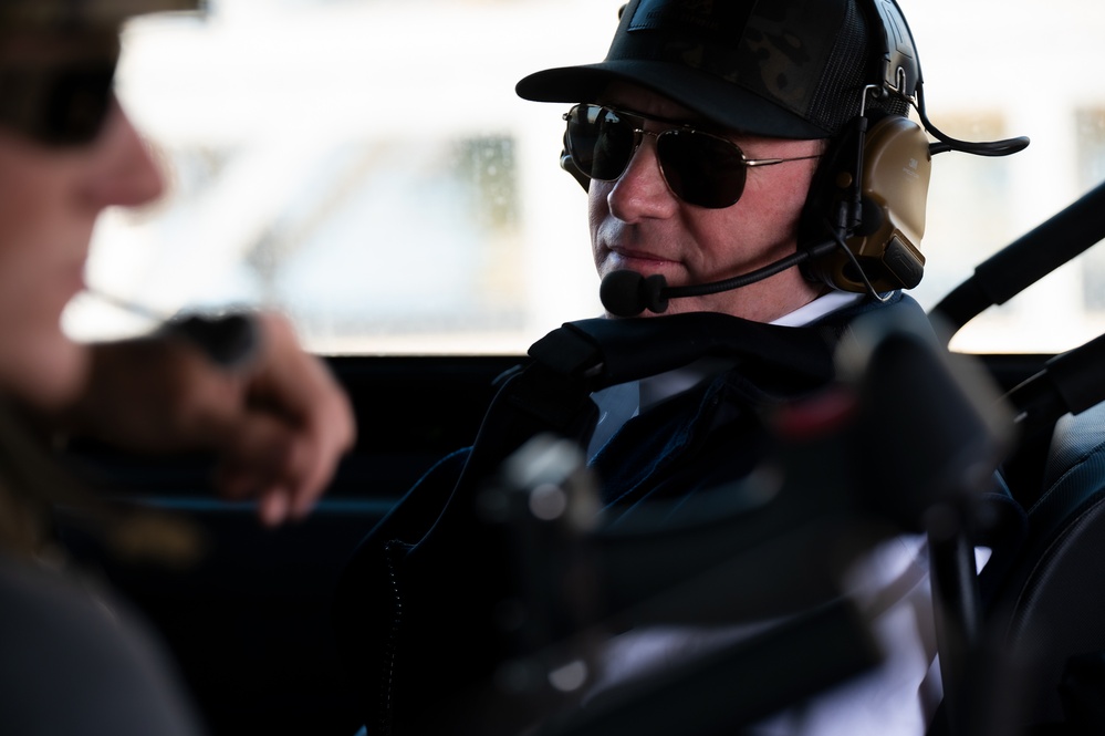 SECNAV Visits Naval Special Warfare Command