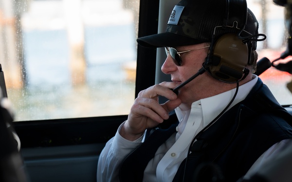 SECNAV Visits Naval Special Warfare Command