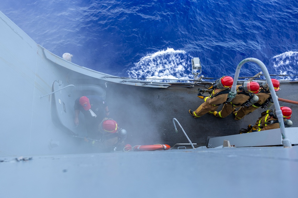 USS San Antonio (LPD 17) Conducts General Quarters Drills