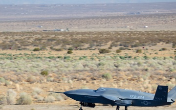Collaborative Combat Aircraft, YFQ-42A takes to the air for flight testing