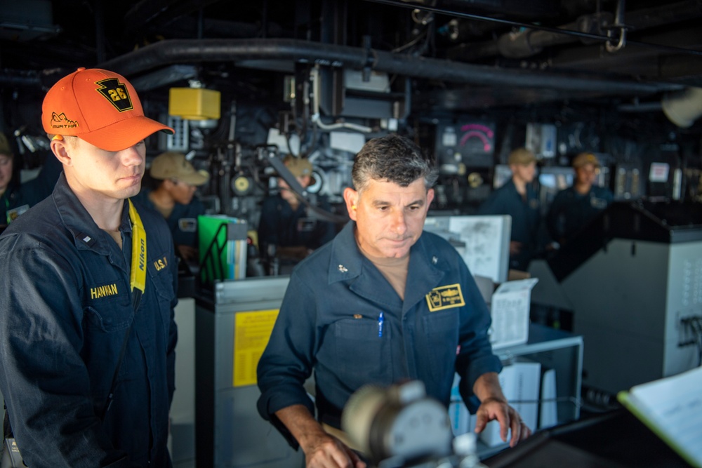 USS John P Murtha conducts live fire gunnery exercises