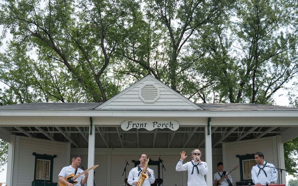 Navy Band Great Lakes “Horizon” Performs at Sioux Empire Fair During Sioux Falls Navy Week