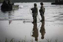 Ulchi Freedom Shield 25: wet gap crossing