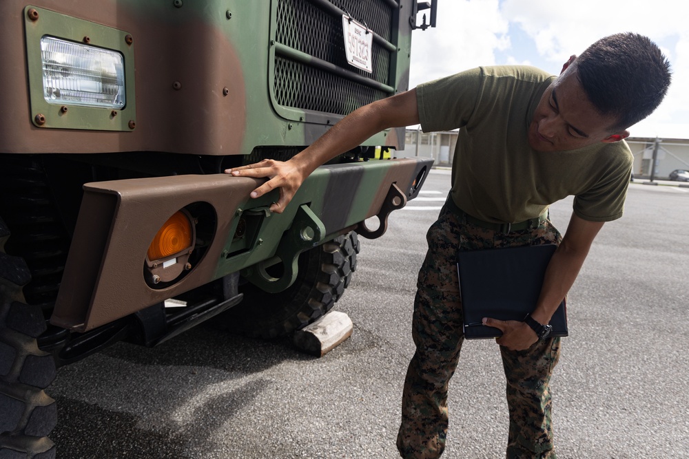 5th ANGLICO conducts preventative maintenance checks and services on vehicles