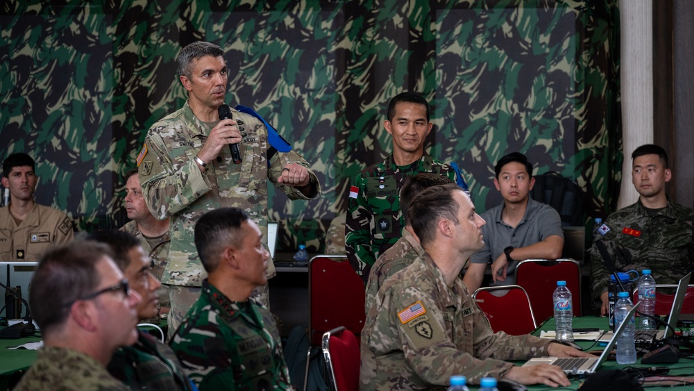 Senior Leaders of SGS25 visit CTC