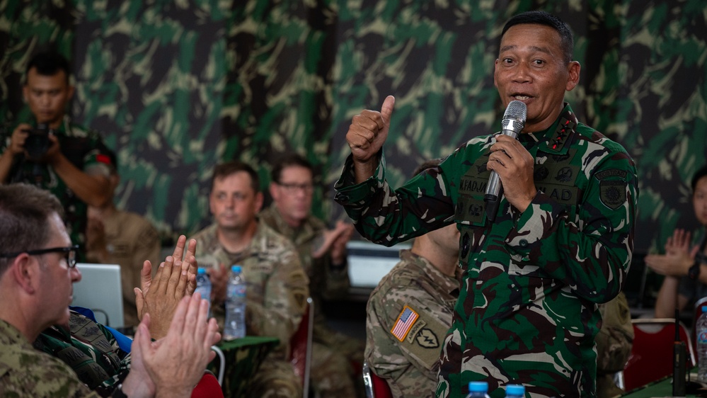 Senior Leaders of SGS25 visit CTC