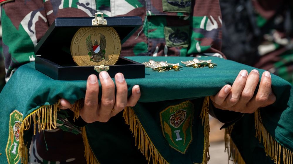SGS Senior Leaders Pin Airborne Wings